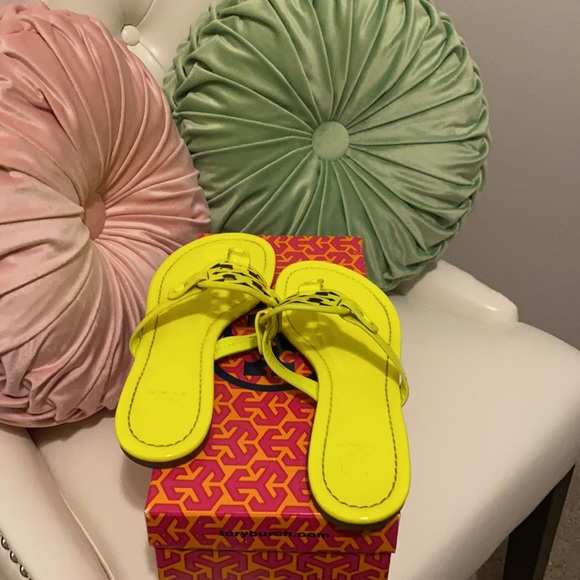 ‼️SOLD‼️Size 8 Neon Yellow Tory Burch Miller - Picture 2 of 5